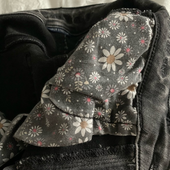 high waisted jeans - Picture 4 of 5